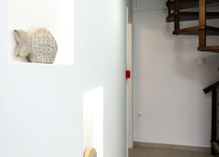 بيت ريفي Anamnisi Mykonos *